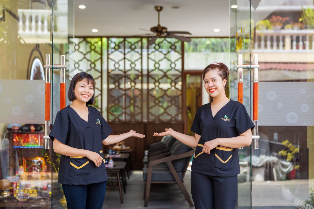 Lemon Tree Spa team in Hoi An